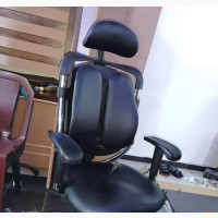 Boss Office Products Ergonomic Kidney-Shaped Swivel Office Chair