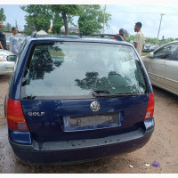 Volkswagen Golf 2000 Blue