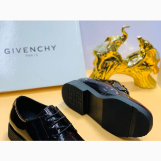 Authentic and Classic Shoes