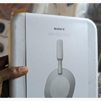 Sony WH-1000XM5