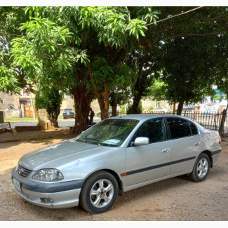 Toyota Avensis 2000 Silver