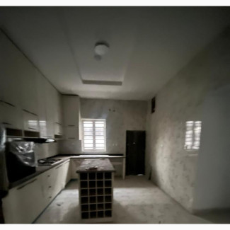 5bdrm Duplex in Agunji Lekki for sale
