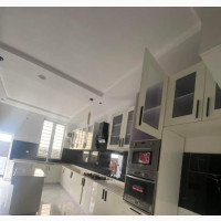 Luxurious Modern Kitchen Cabinet