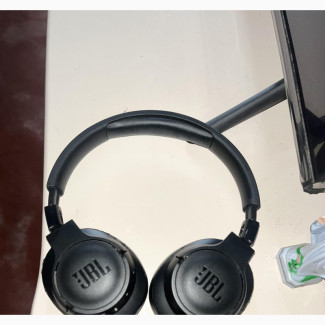 JBL Tune710