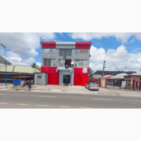 Large Commercial Space on 2 Floors on a Busy Road