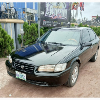 Toyota Camry 2001 Black
