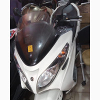 Suzuki 2018 White