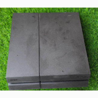 PS4 Standard + Fc 24, God of War, Need for Speed Etc