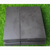 PS4 Standard + Fc 24, God of War, Need for Speed Etc