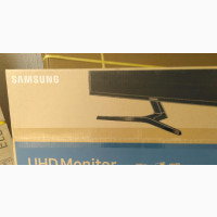 Samsung UHD Monitor