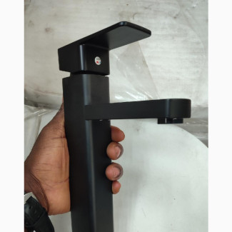 Classic Black Long Basin Mixer Tap
