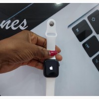 Apple Watch Series 4 - Affordable UK Used Smart Watch