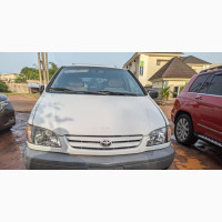 Toyota Sienna LE 2001 White