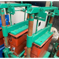 Foreign Made Electric Block Moulding Machine