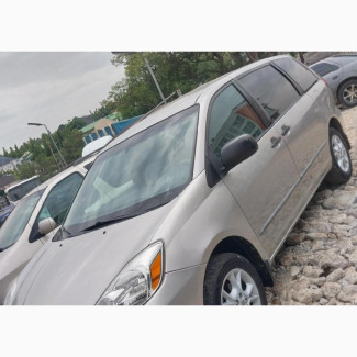 Toyota Sienna CE 2005 Beige