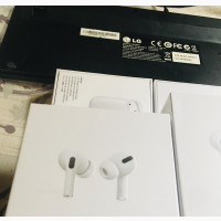 Apple Airpods Pro. 2nd Generation Brand New