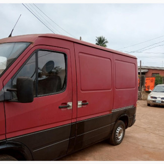 Mercedes-Benz Sprinter 2005 Red