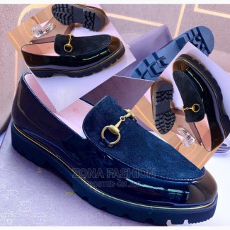 Gucci Shoe - Premium Quality