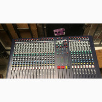 Soundcraft Professional 24 Channel Mixer