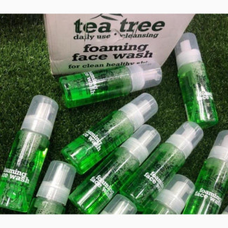 Tea Tree Foaming Face Wash