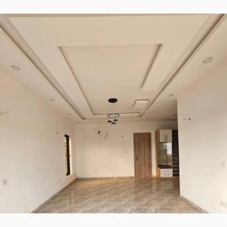 3bdrm Penthouse in Victoria Island for sale