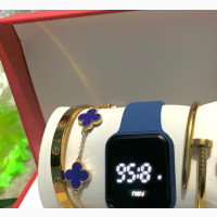Classy Wristwatch With 3 Beautiful Bracelet