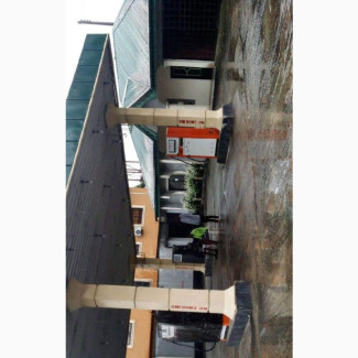 Filling Station with 5 Pumps
