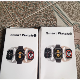 Smart Watch with Large Display and Sleek Design