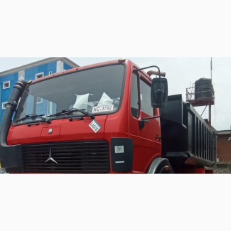 Mercedes-Benz Arocs 10 Tires Tipper Dump Truck