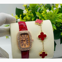 Stylish Wristwatch and Bracelet Combo