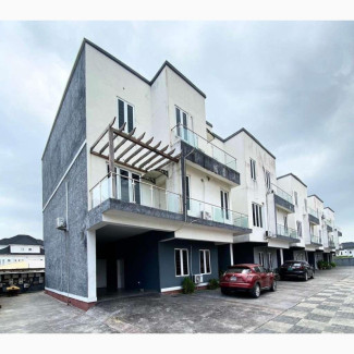 5bdrm Townhouse / Terrace in Lekki for rent
