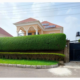 4bdrm Duplex in In An Estate Close, Life C for rent
