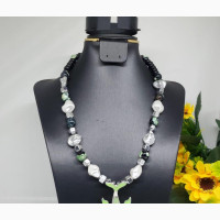 Elegant Beaded Necklace