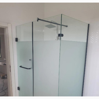 Brand New Master Tempered Frameless Glass Cubicle
