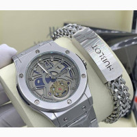 Hublot Wristwatch and Bracelet Set