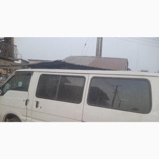 Mazda Bongo 2000 White
