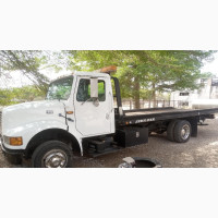 International 4800 Towing Truck - Used 1996 Model