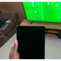 Apple iPad Air 64 GB Gray