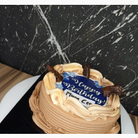Ready to Go Cake - Queen#039;s SweetBite