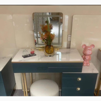 Dressing Mirror and Table