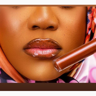 Gleaming Glow Lipglosses - 4 Shades Available