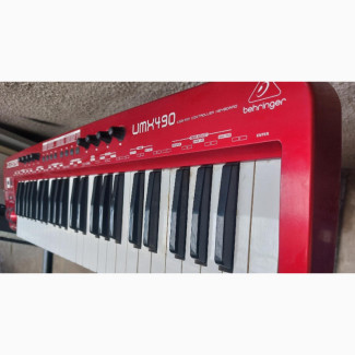 Behringer Umx-490 Midi