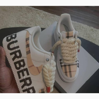 Burberry Brown Check Sneakers - Size 41, 42