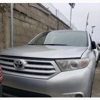 Toyota Highlander 3.5L 4WD 2013 Silver - Foreign Used