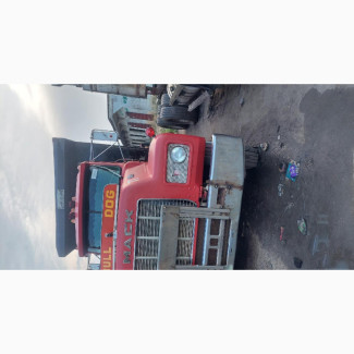 Mack R Model Tipper - Very Clean