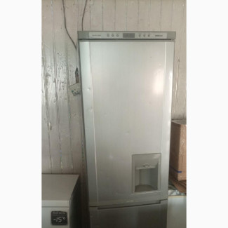 Tokunbo SAMSUNG Refrigerator With Water Dispenser