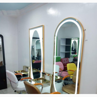 Excutive Salon Chair