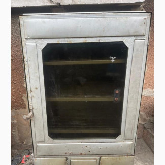 Industrial Baking Oven - Neatly Used