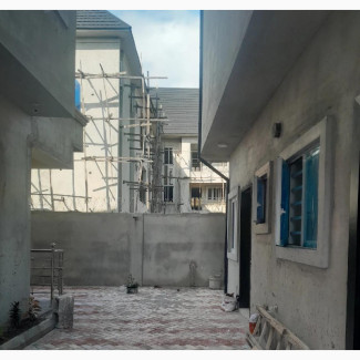 Furnished 3bdrm Duplex in Woji for rent