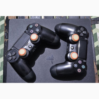 Ps4 Slim With 2 Pads and Games Including FC24